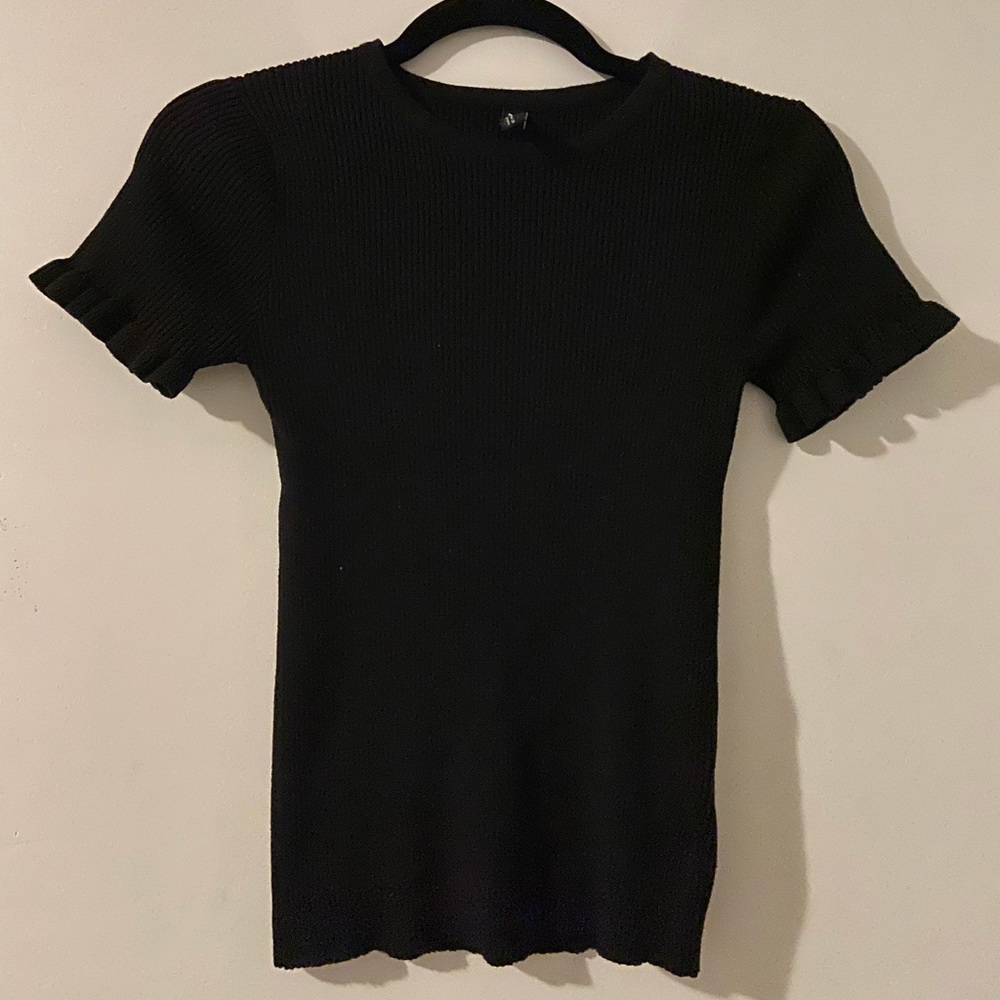 Zara ribbed tshirt with ruffle sleeves